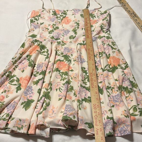 Zara Size Medium fully lined Floral Mini Dress - Picture 8 of 10